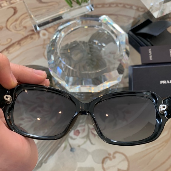 Prada Sunglasses - Picture 7 of 8